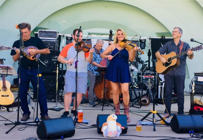 [Photo: Barn Owl Band 2019]